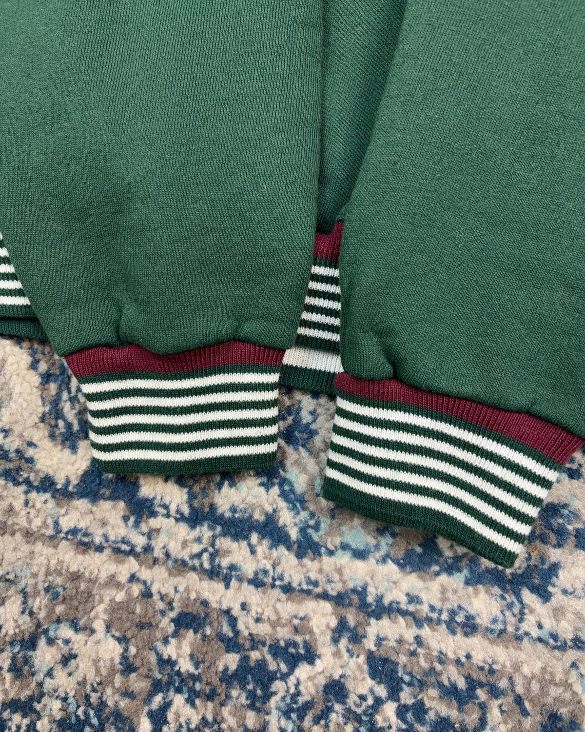 Vintage 90s Golf Classic Embroidered Crest Graphic Pullover Crewneck Sweater Size 2XL