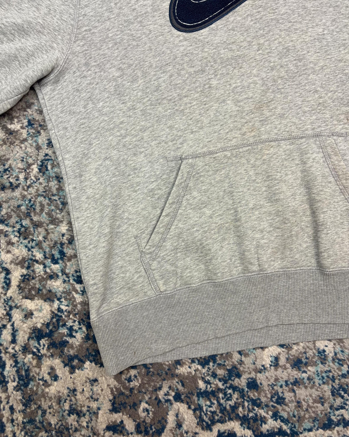 Nike Embroidered Big Swoosh Pullover Hooded Sweatshirt Size Large