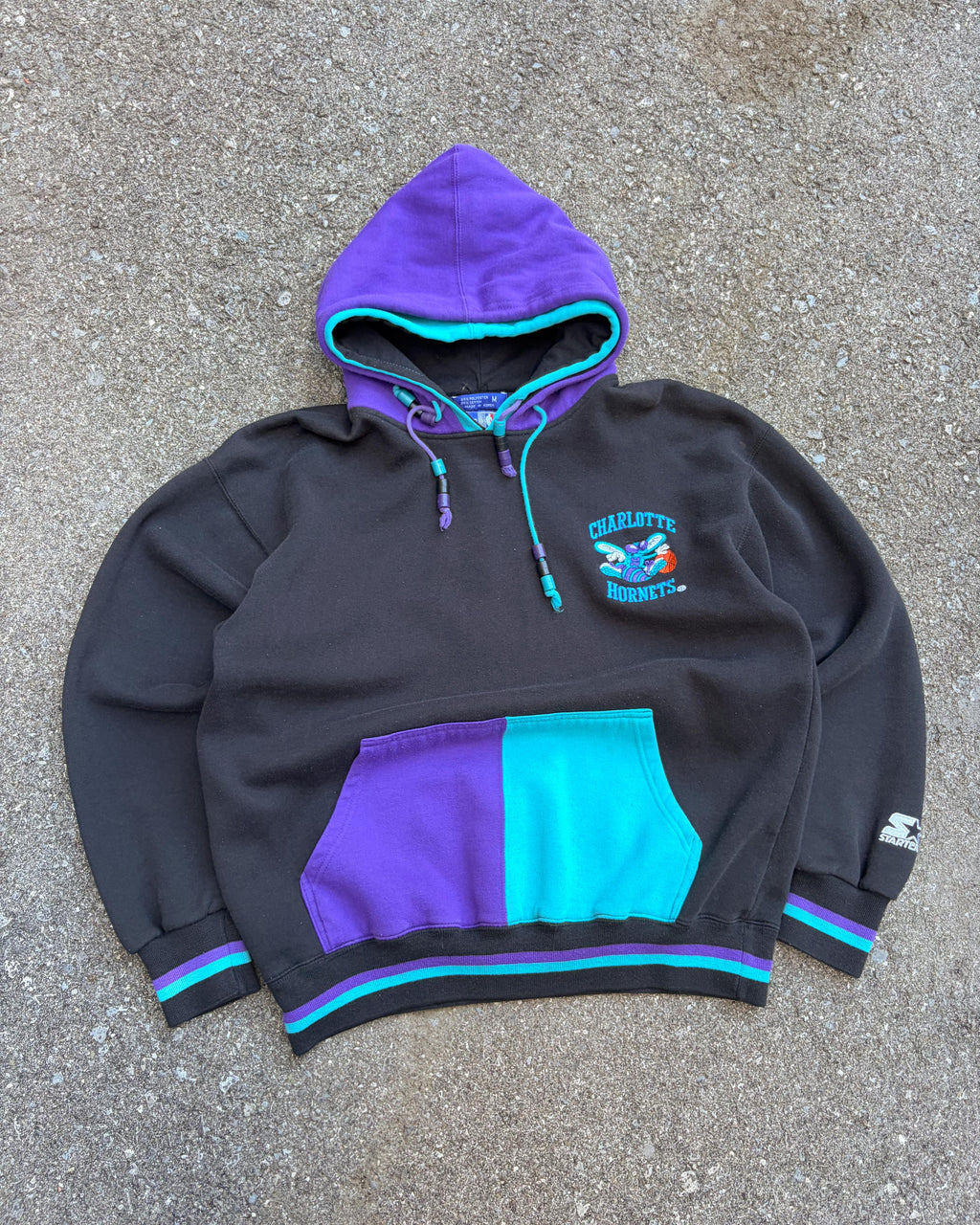 Vintage 90s Charlotte Hornets NBA Embroidered Starter Double Hooded Sweatshirt Size Medium