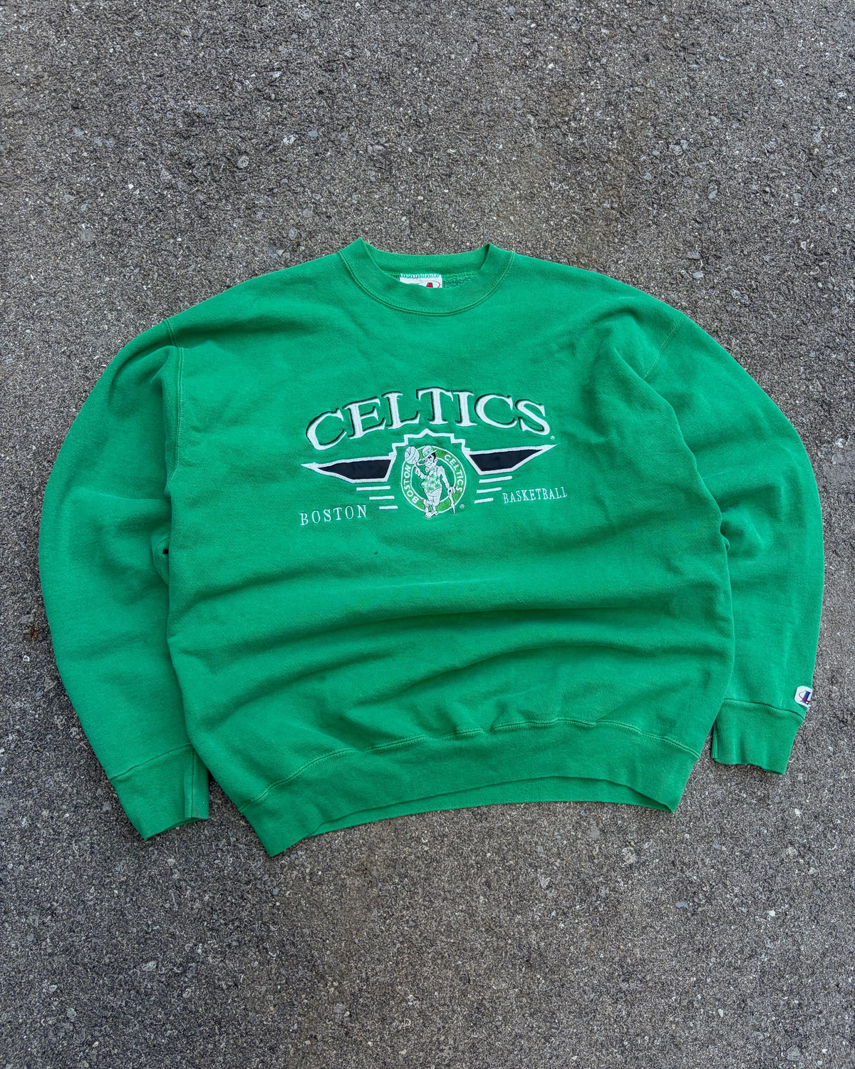 Vintage 90s Boston Celtics NBA Embroidered Logo Spellout Sweatshirt Size Large