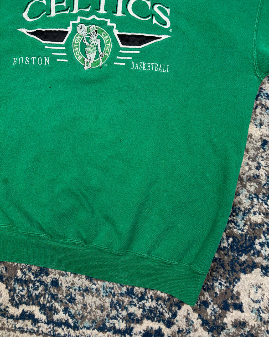 Vintage 90s Boston Celtics NBA Embroidered Logo Spellout Sweatshirt Size Large