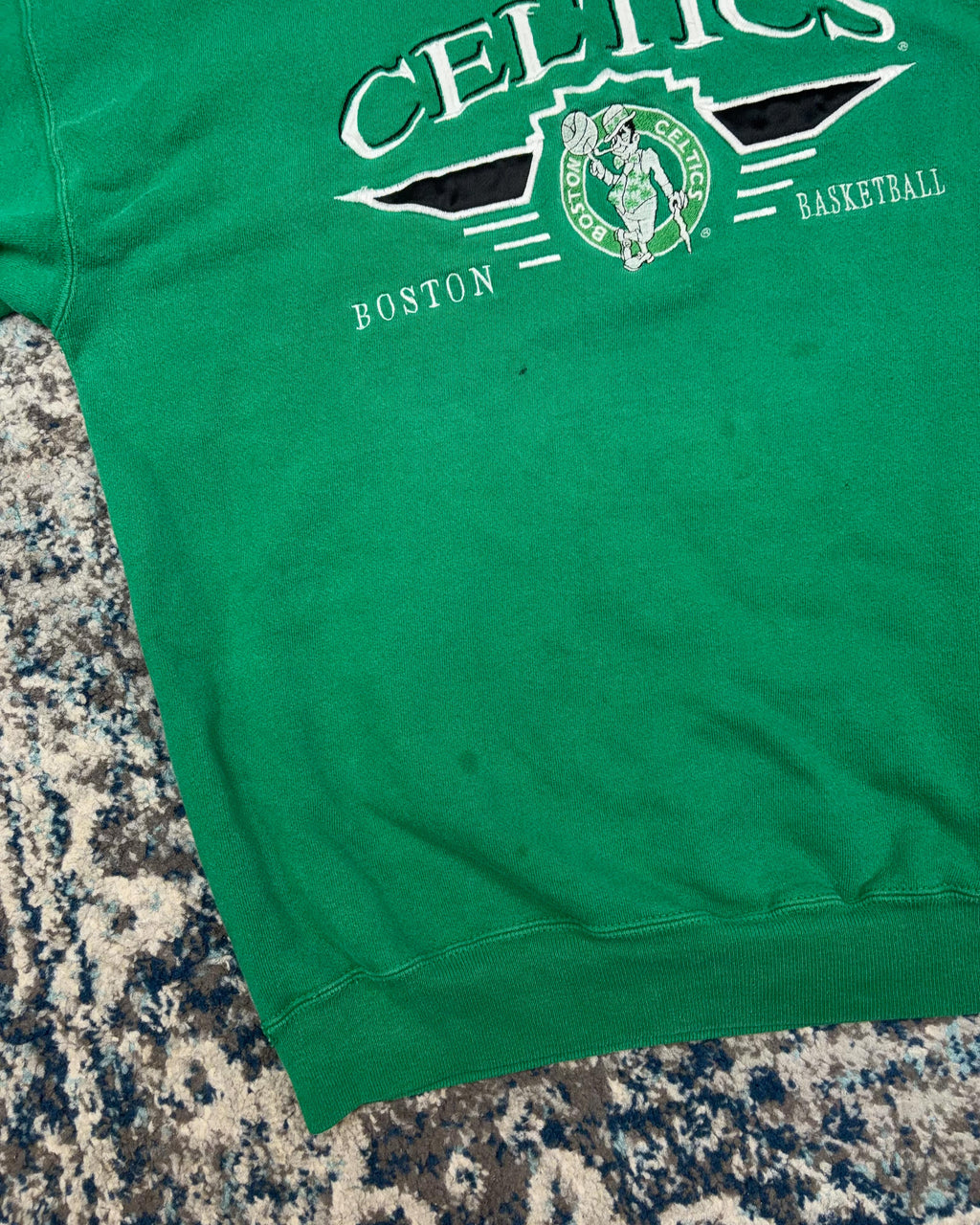Vintage 90s Boston Celtics NBA Embroidered Logo Spellout Sweatshirt Size Large