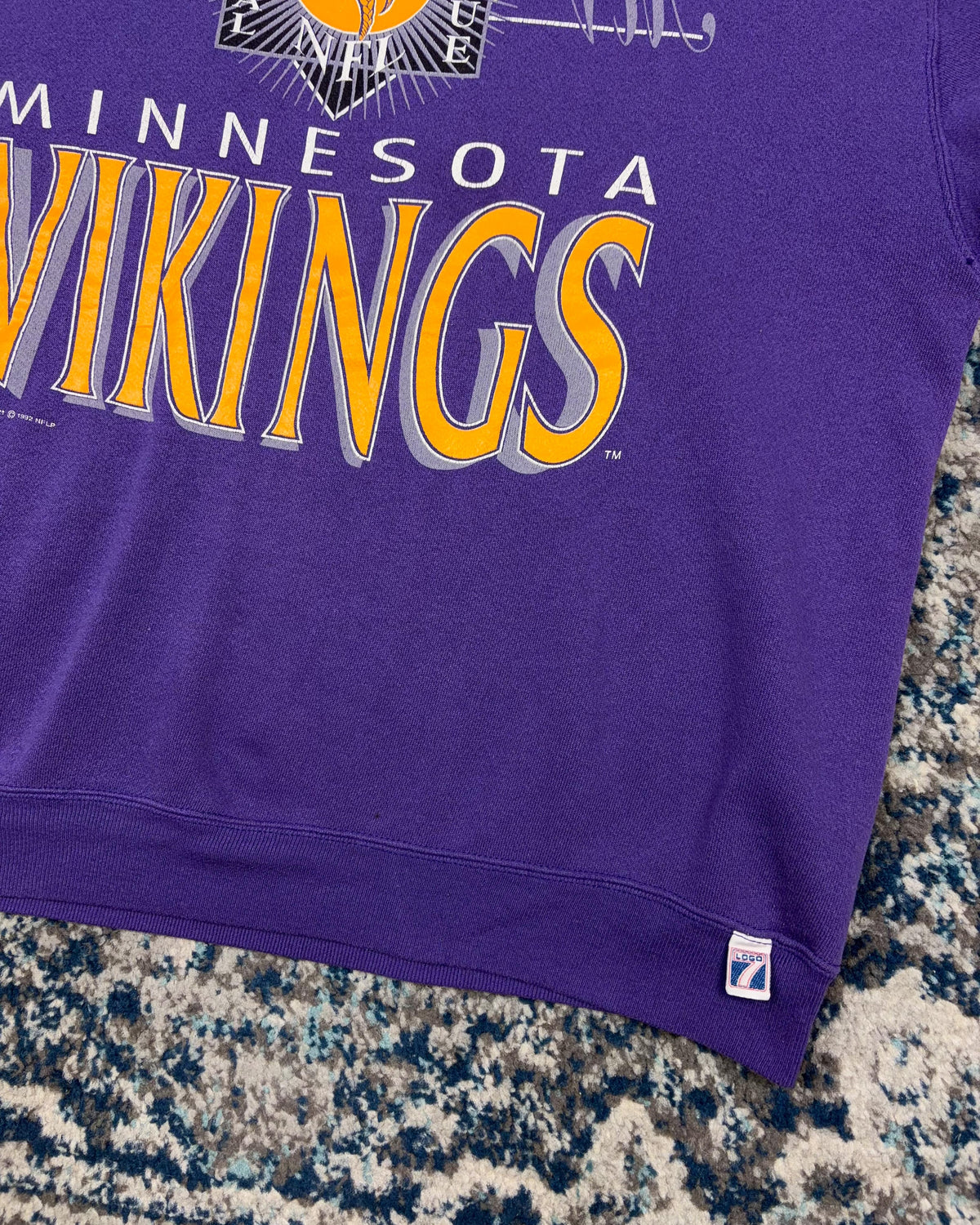 Vintage 1992 Minnesota Vikings NFL Graphic Spellout Crewneck Sweatshirt Size XL