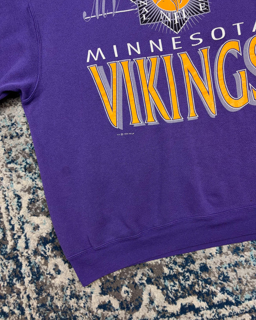 Vintage 1992 Minnesota Vikings NFL Graphic Spellout Crewneck Sweatshirt Size XL