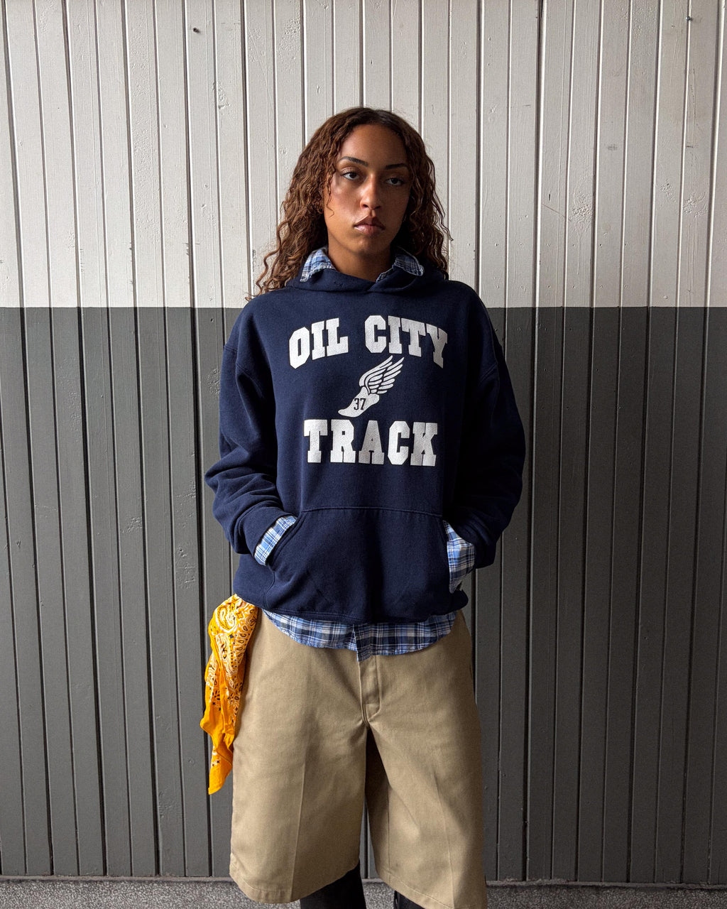Vintage Oil City Track Wingfoot Graphic Spellout Hooded Sweatshirt Size Large