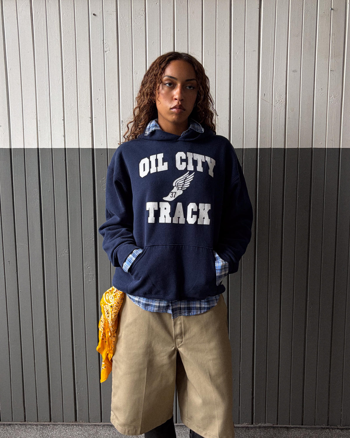 Vintage Oil City Track Wingfoot Graphic Spellout Hooded Sweatshirt Size Large