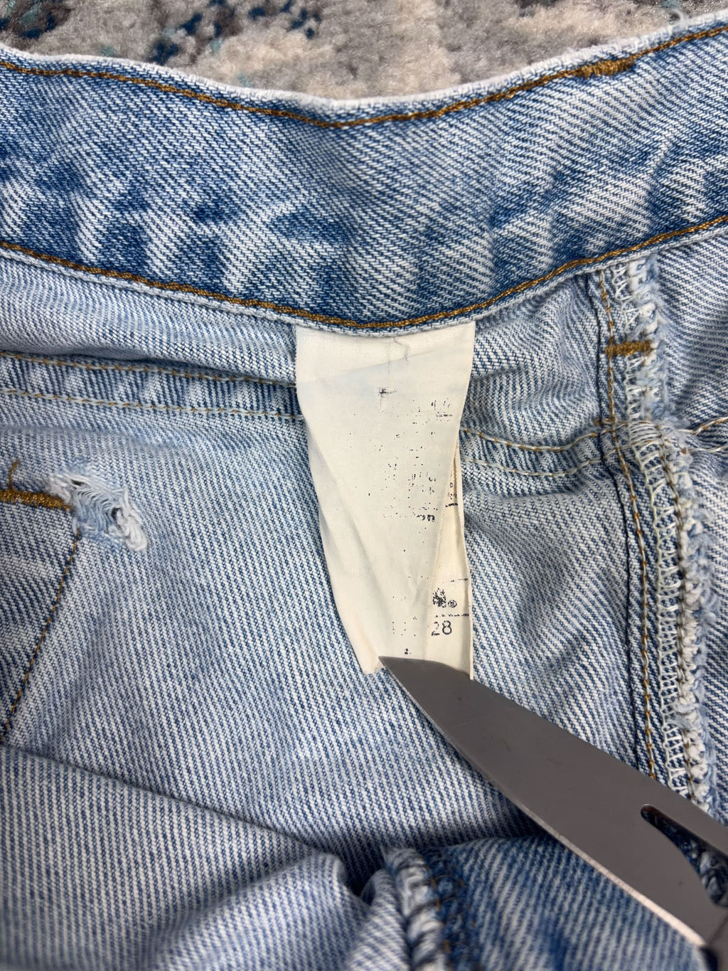 Vintage Carhartt Tapered Fit Light Wash Denim Workwear Pants Size 40