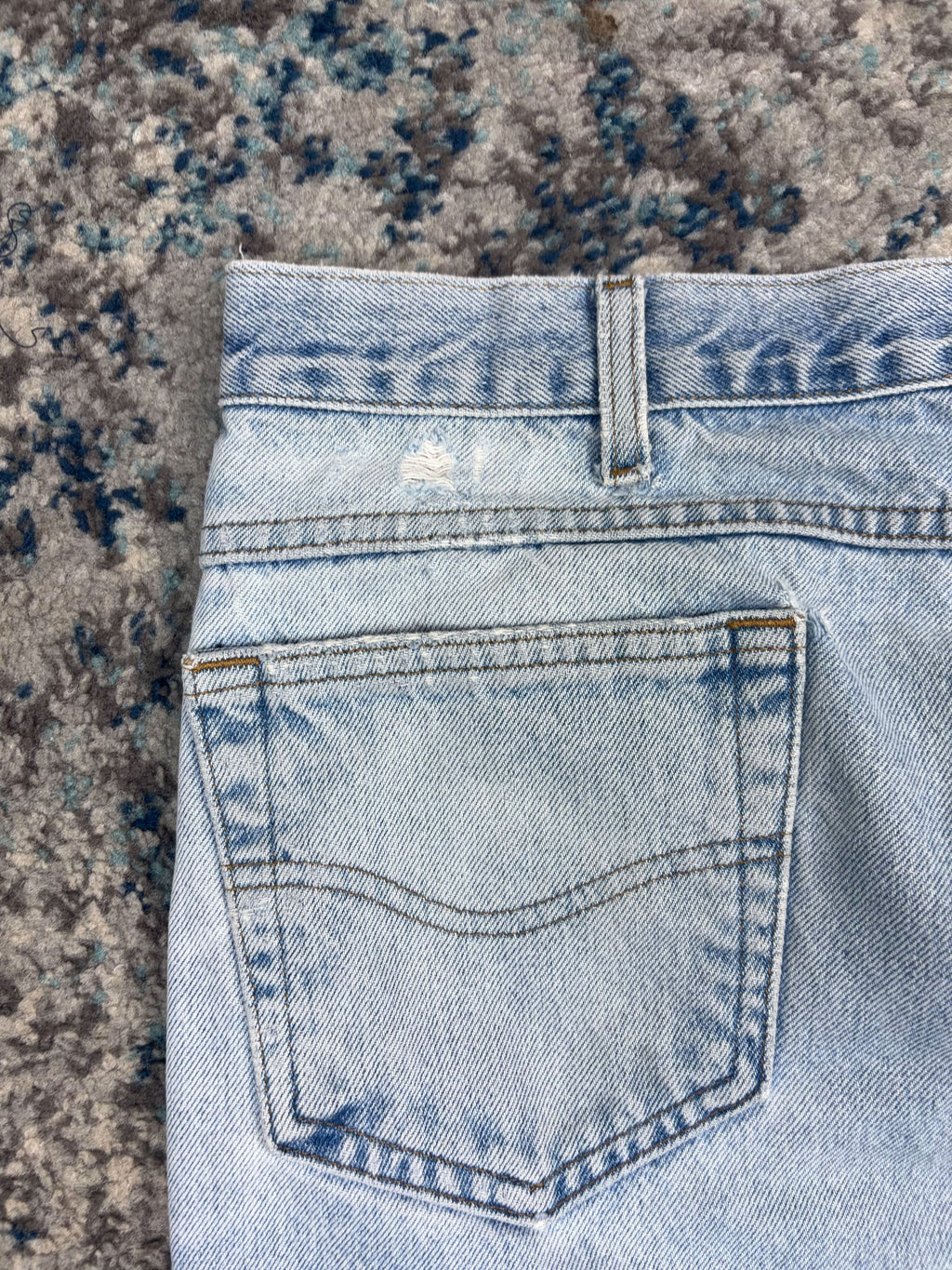 Vintage Carhartt Tapered Fit Light Wash Denim Workwear Pants Size 40