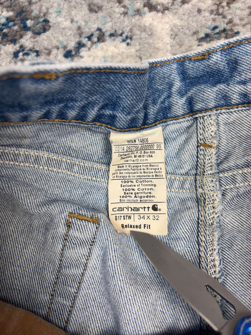 Vintage Carhartt Relaxed Fit Medium Wash Denim Workwear Pants Size 33
