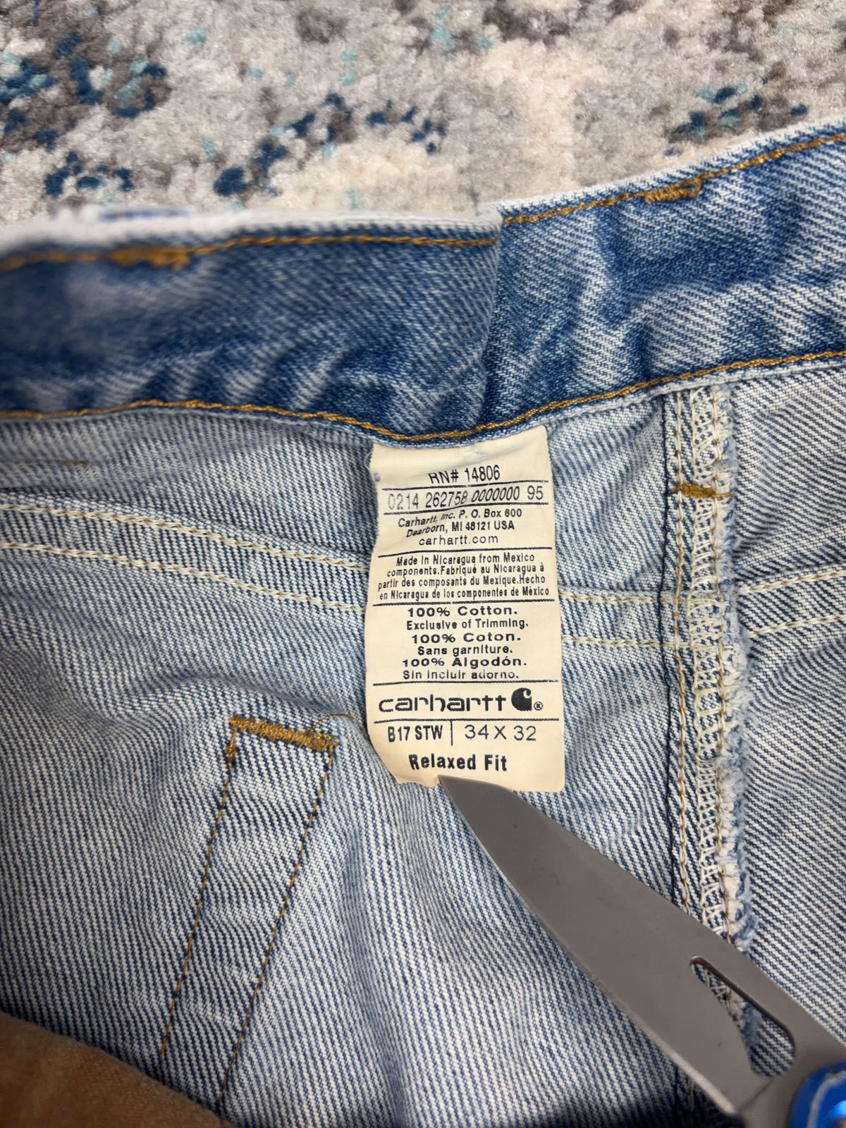 Vintage Carhartt Relaxed Fit Medium Wash Denim Workwear Pants Size 33