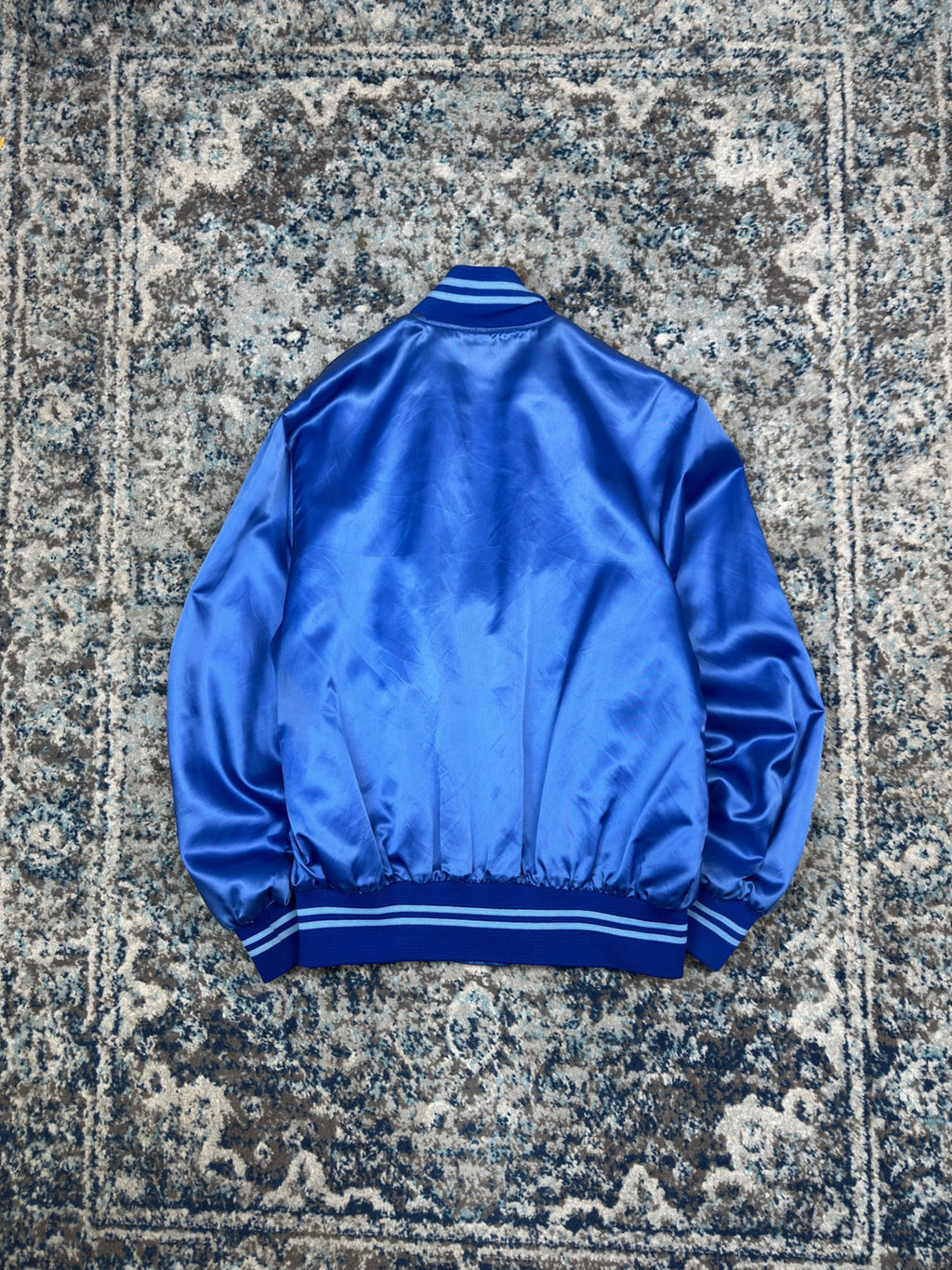 Vintage 80s/90s Toronto Blue Jays MLB Embroidered Logo Satin Bomber Jacket Size Large