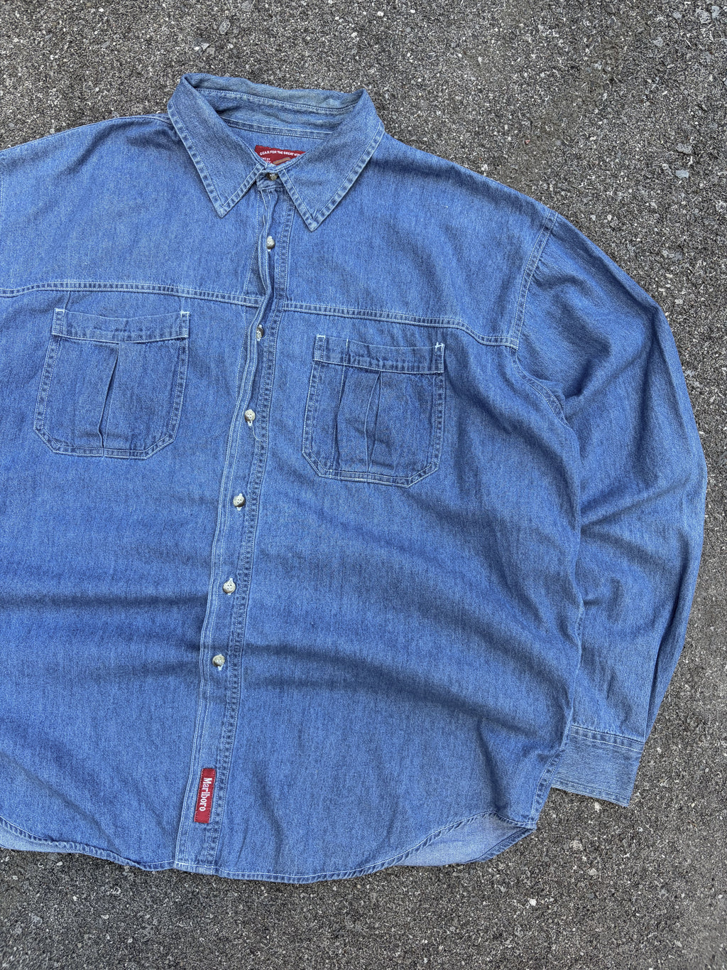 Vintage Marlboro Country Store Medium Wash Denim Long Sleeve Button Up Shirt Size XL