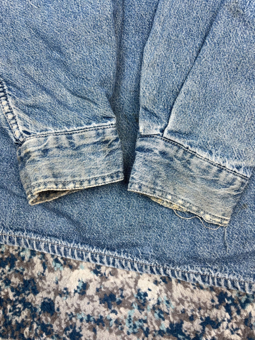 Vintage 90s Levis Blanket Lined Medium Wash Denim Long Sleeve Button Up Shirt Size XL