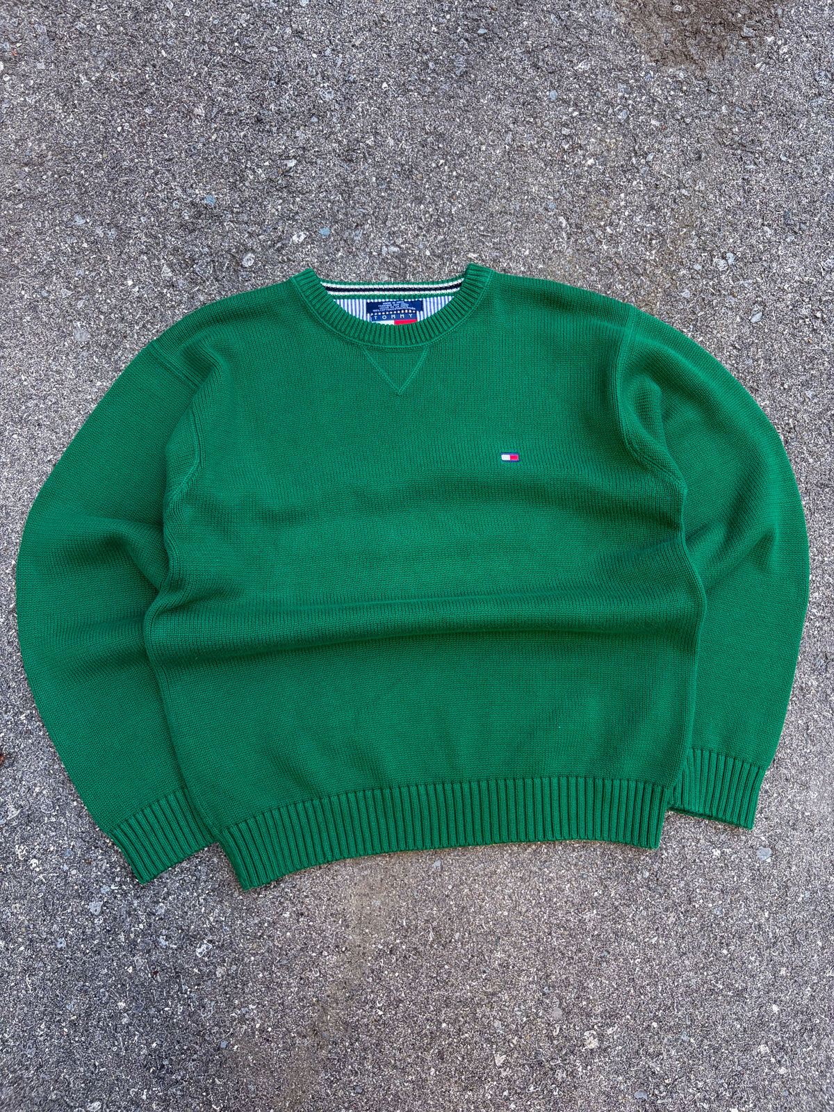 Vintage Tommy Hilfiger Embroidered Logo Pullover Knit Sweater Size Large