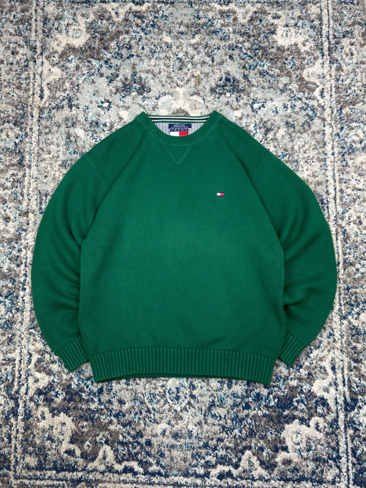 Vintage Tommy Hilfiger Embroidered Logo Pullover Knit Sweater Size Large