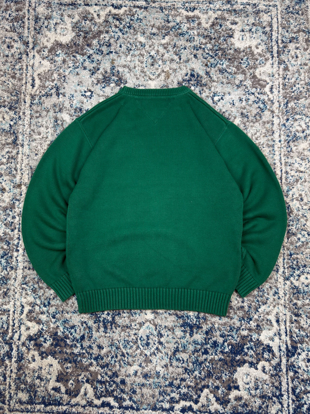 Vintage Tommy Hilfiger Embroidered Logo Pullover Knit Sweater Size Large