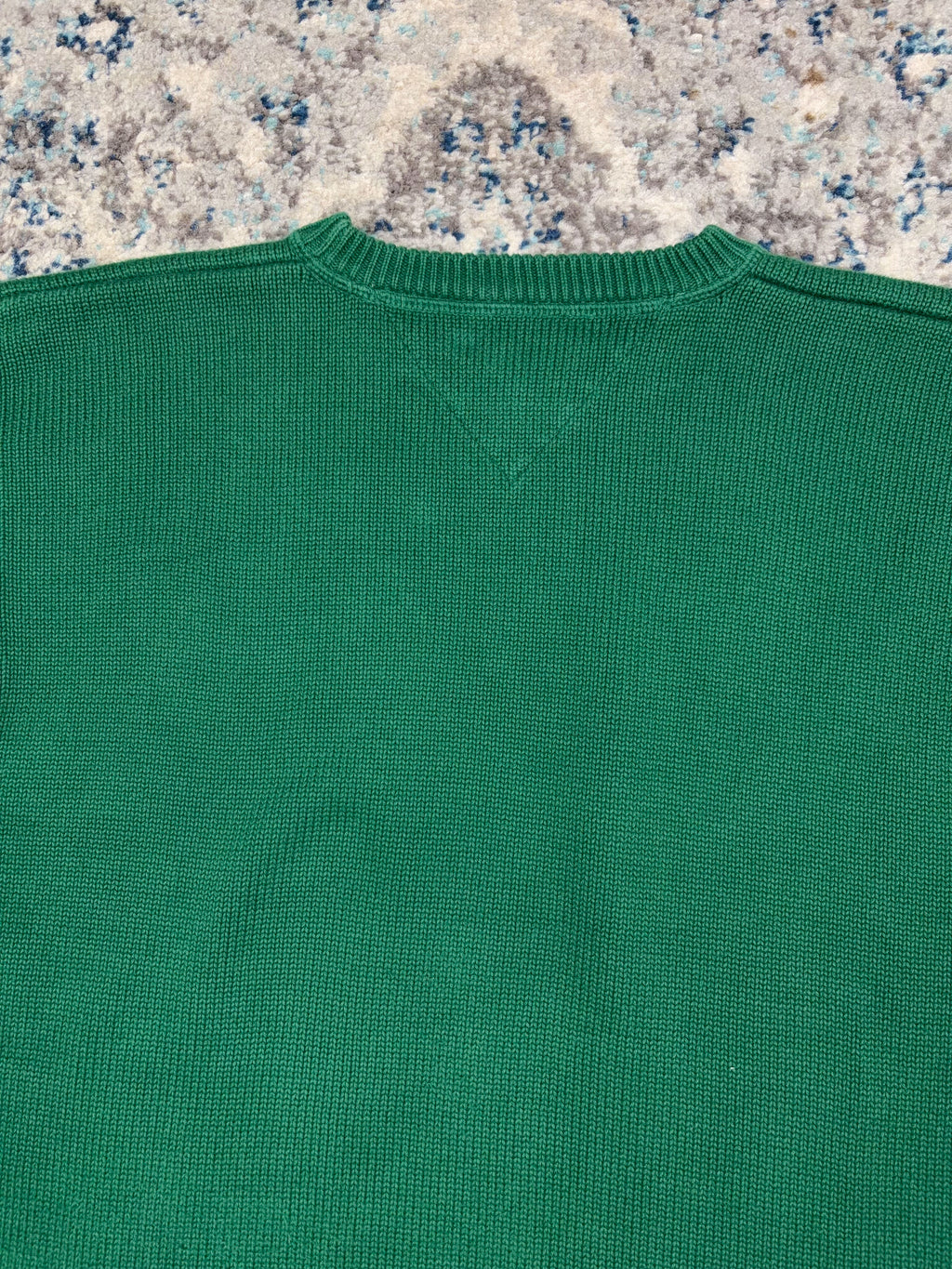 Vintage Tommy Hilfiger Embroidered Logo Pullover Knit Sweater Size Large