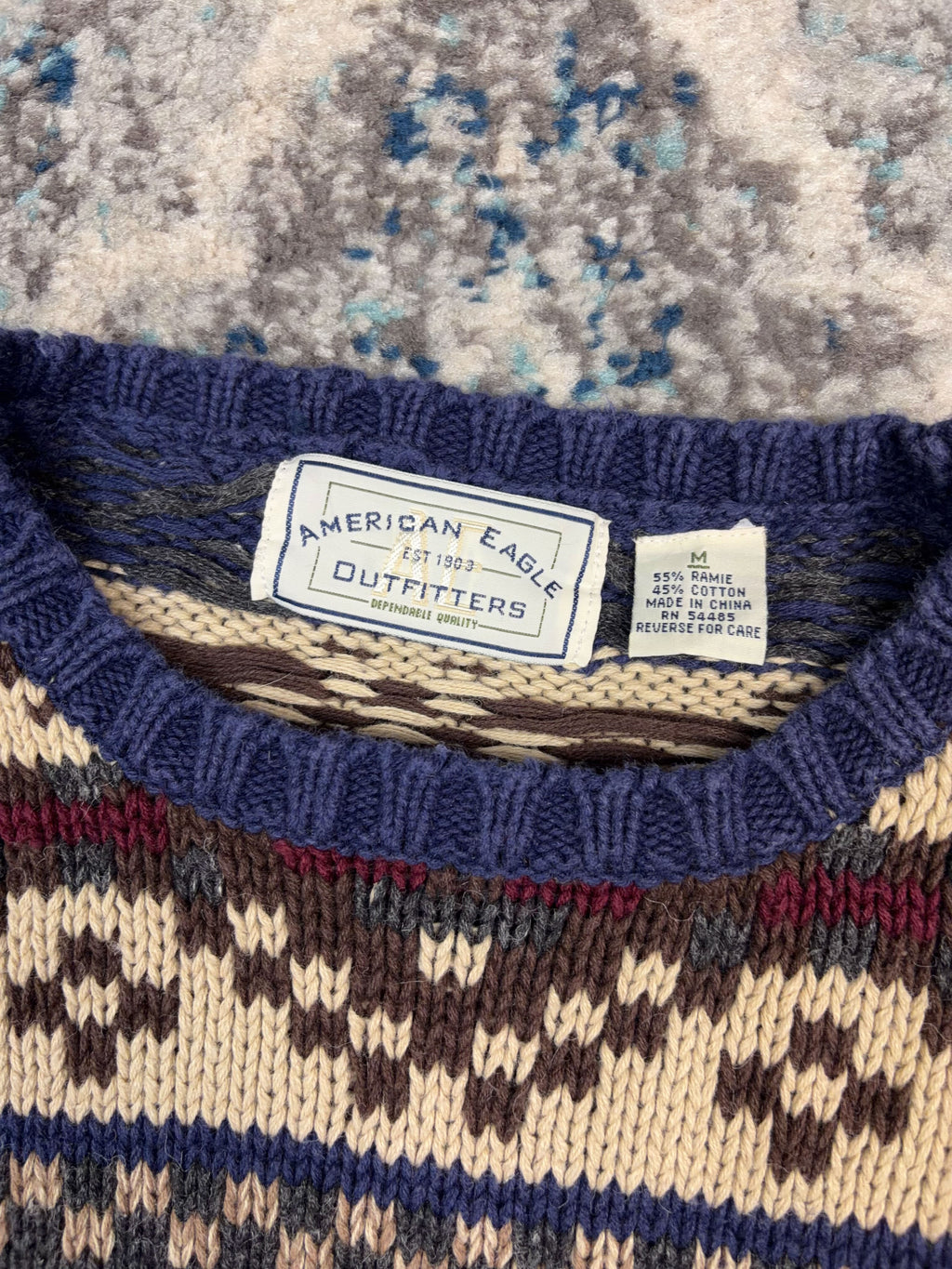 Vintage American Eagle Outfitters Geometric Jacquard Patter Knit Sweater Size Medium