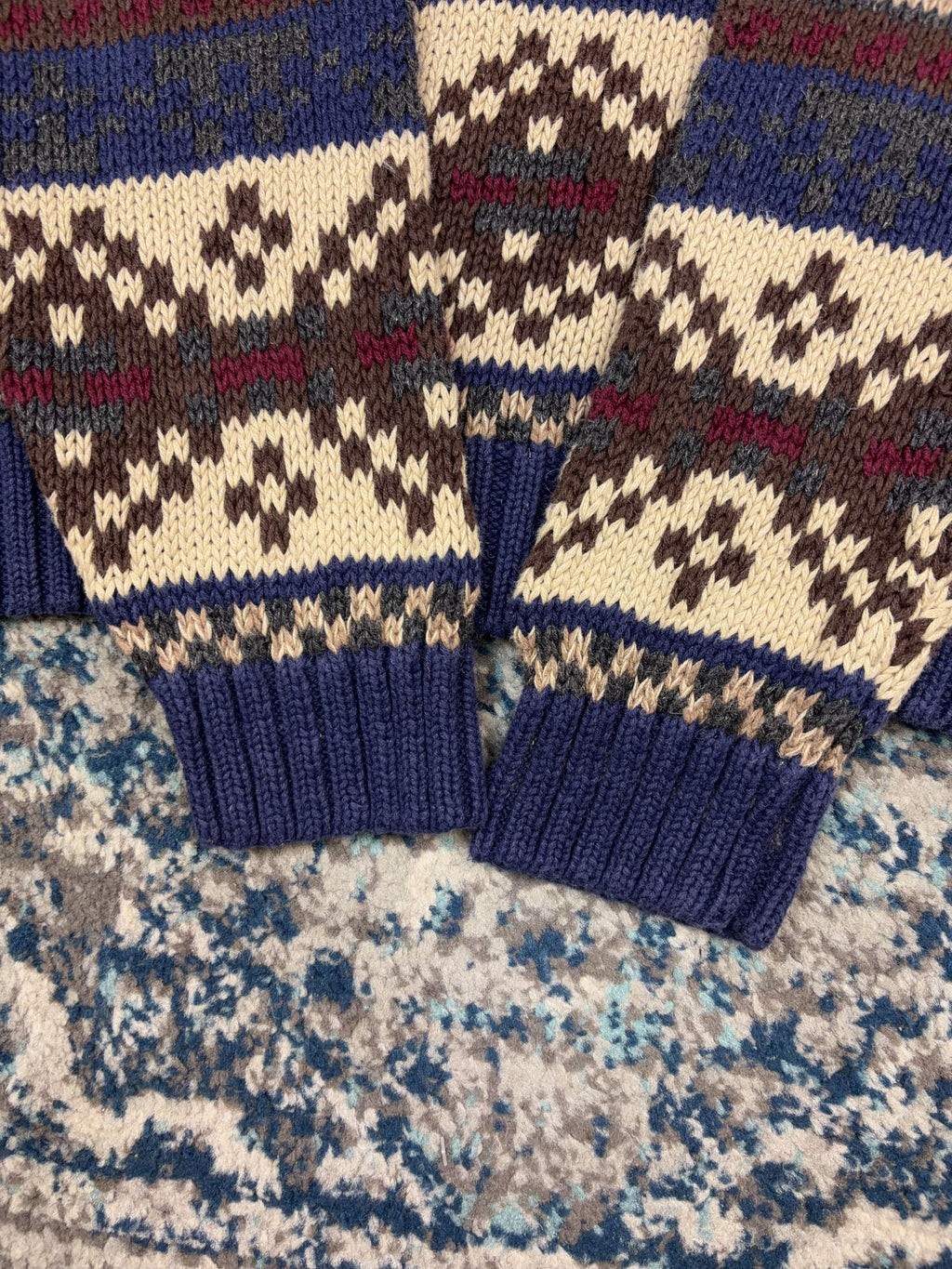 Vintage American Eagle Outfitters Geometric Jacquard Patter Knit Sweater Size Medium