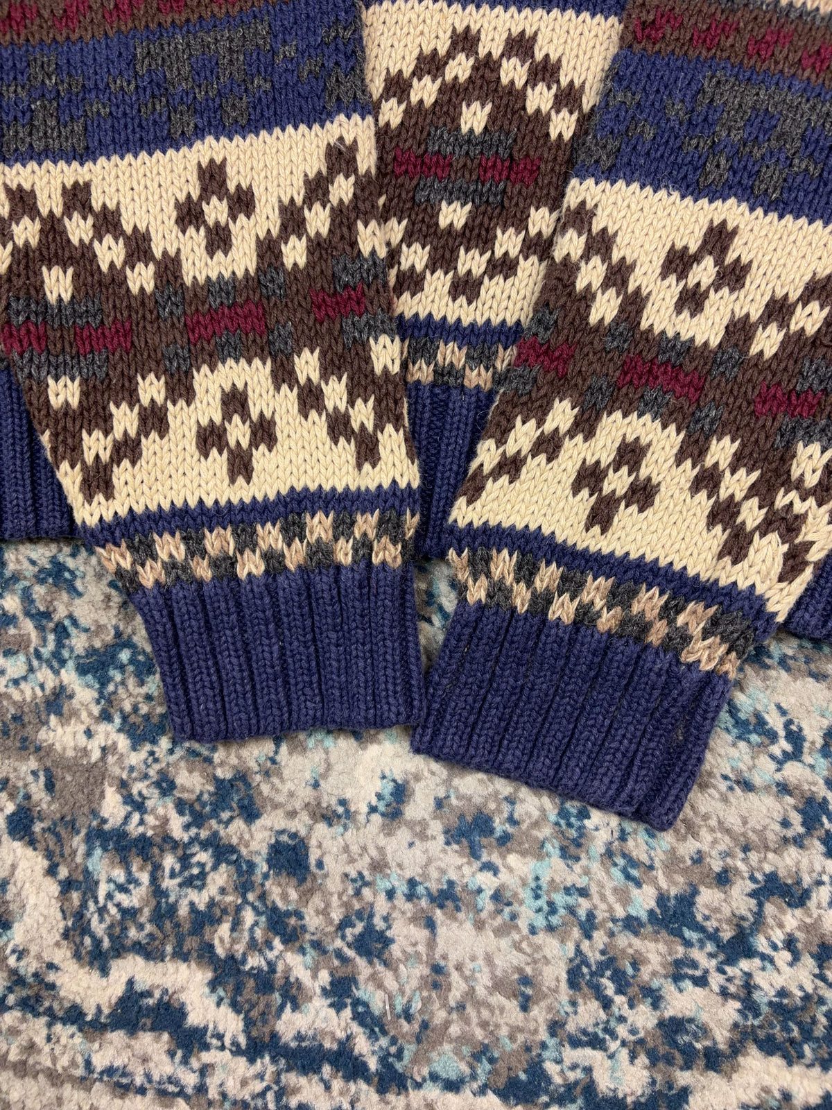 Vintage American Eagle Outfitters Geometric Jacquard Patter Knit Sweater Size Medium
