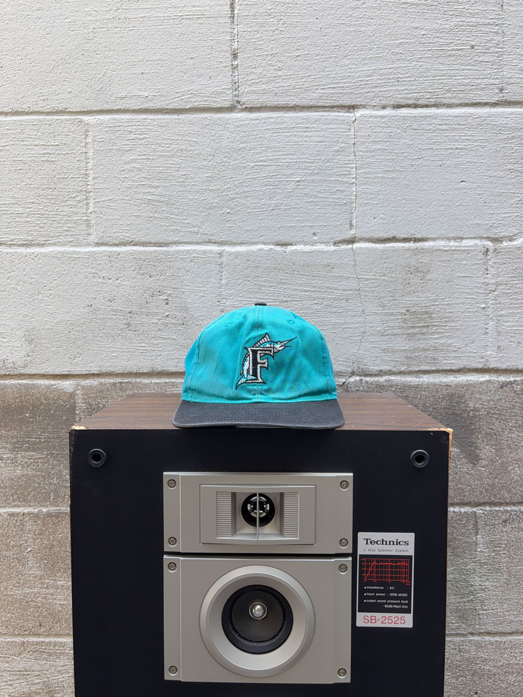 Vintage Florida Marlins MLB Embroidered Logo Snapback Hat OSFA