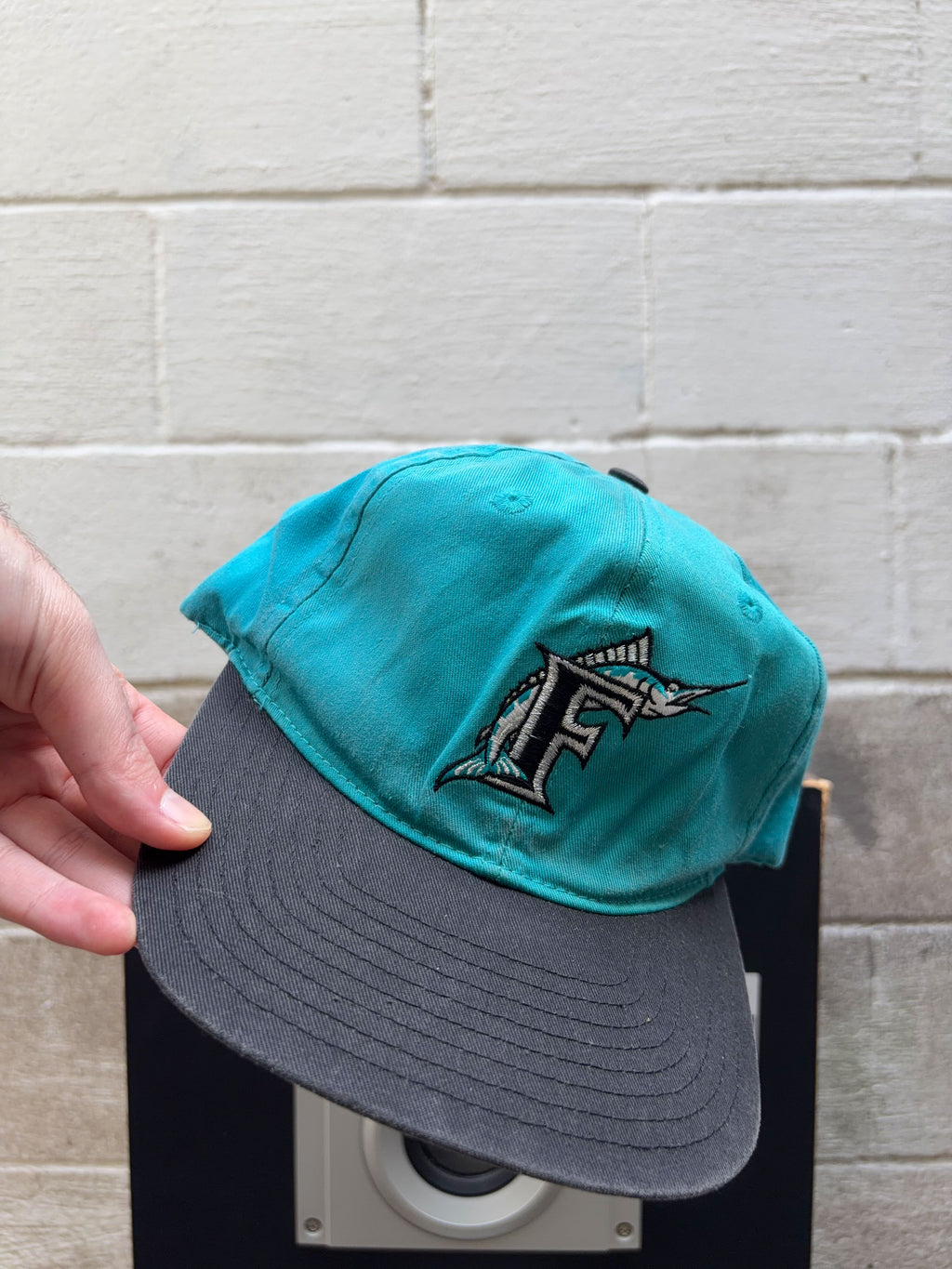 Vintage Florida Marlins MLB Embroidered Logo Snapback Hat OSFA