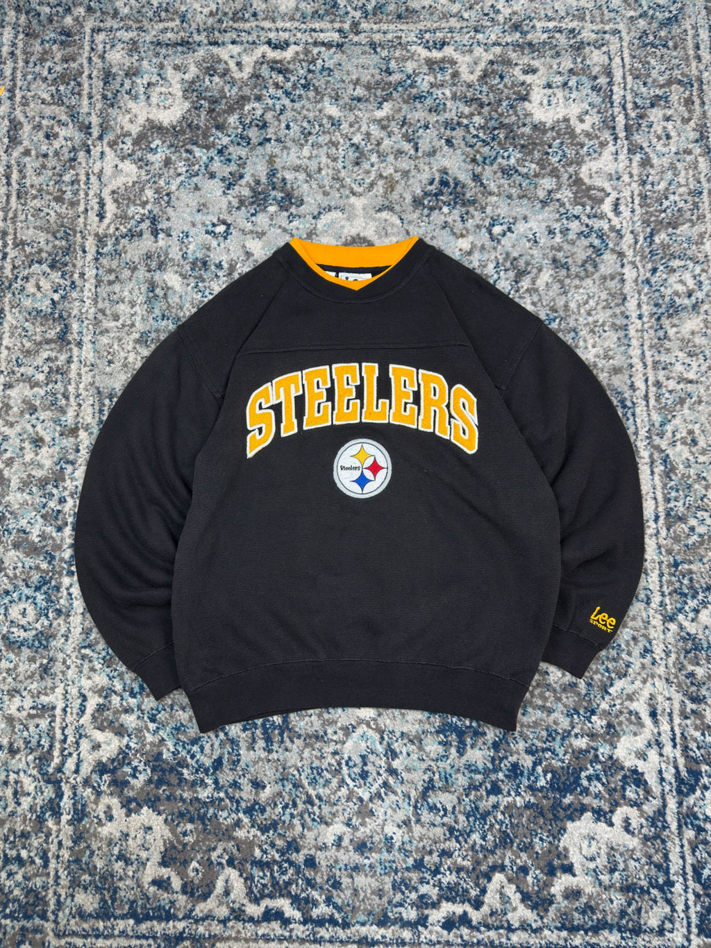 Vintage Pittsburgh Steelers NFL Embroidered Arc Spellout Logo Sweatshirt Size Medium