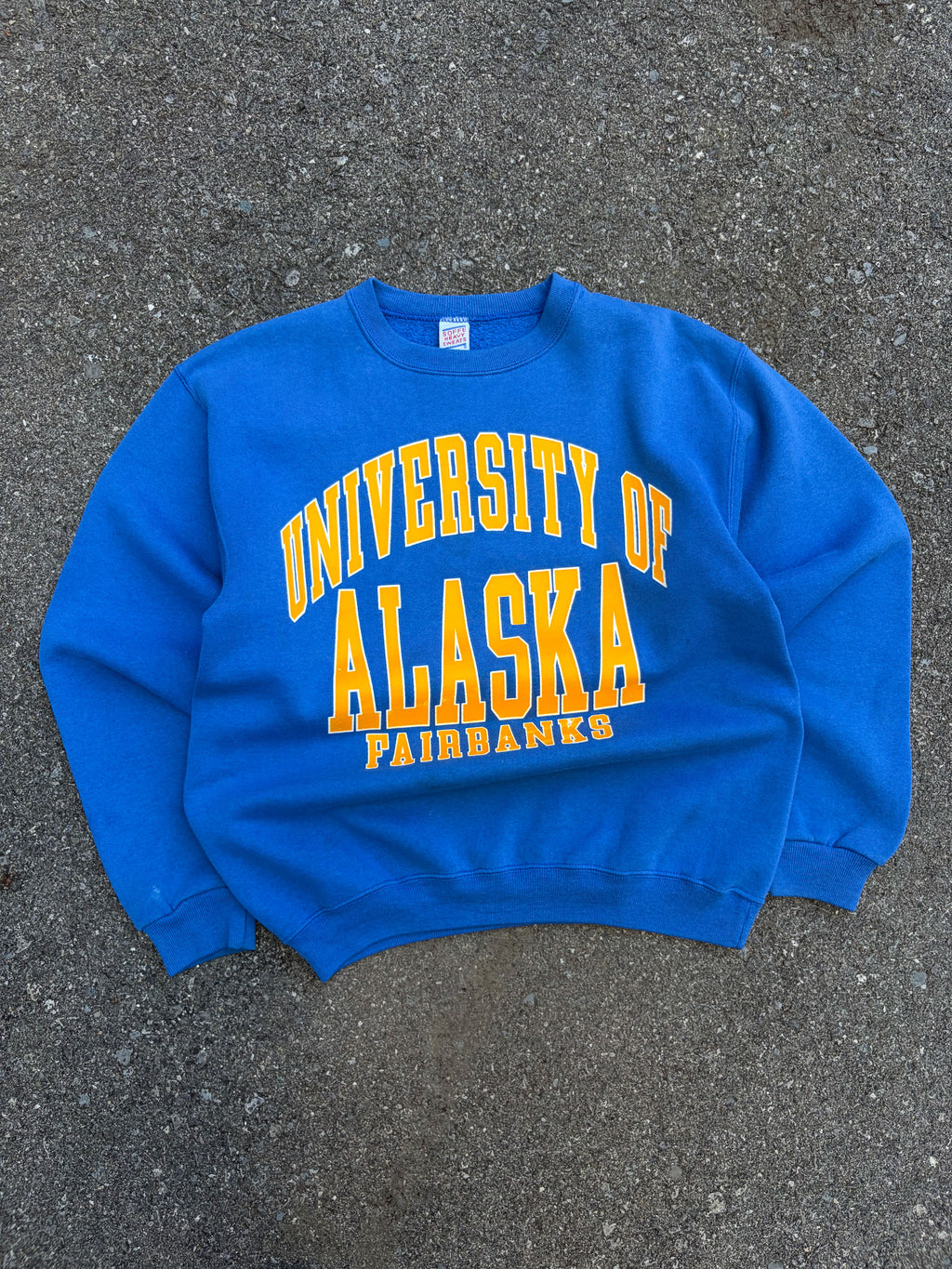 Vintage 90s University Of Alaska Fairbanks NCAA Graphic Spellout Sweatshirt Size Medium