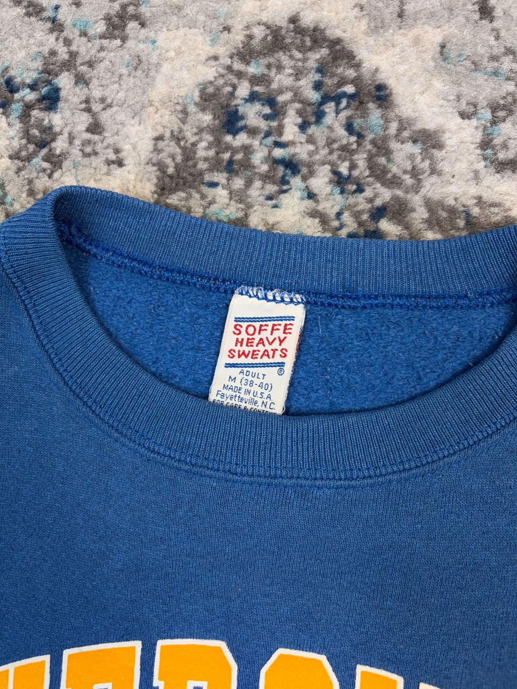 Vintage 90s University Of Alaska Fairbanks NCAA Graphic Spellout Sweatshirt Size Medium