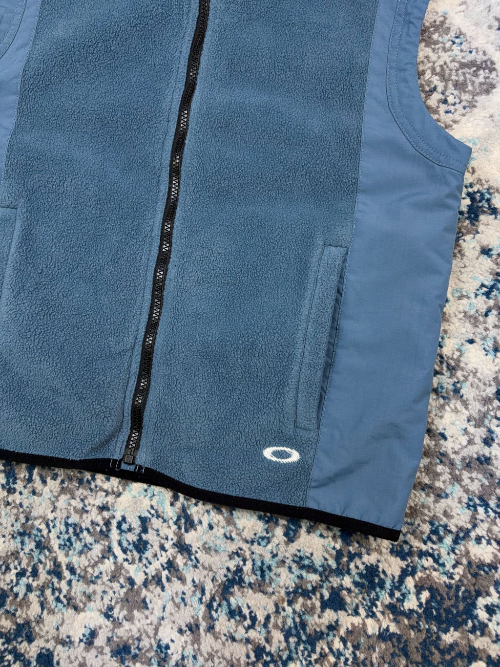 Vintage Womens Oakley Embroidered Logo Fleece Full Zip Vest Sweatshirt Size Medium
