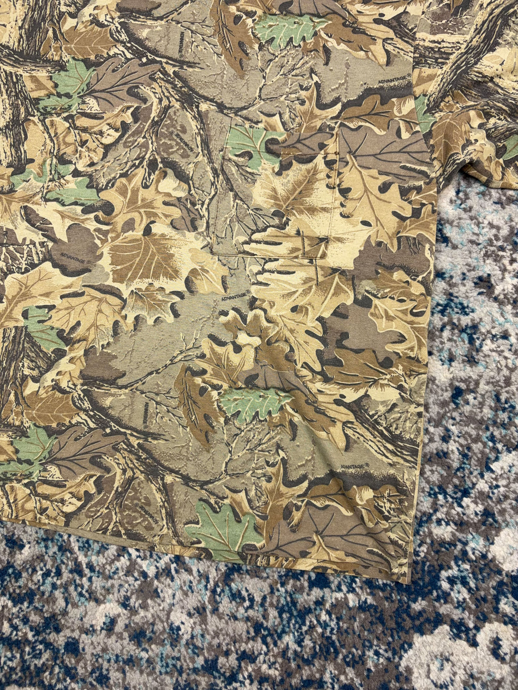Vintage 90s Advantage Timber Camo Single Pocket Long Sleeve Hunting T-Shirt Size XL