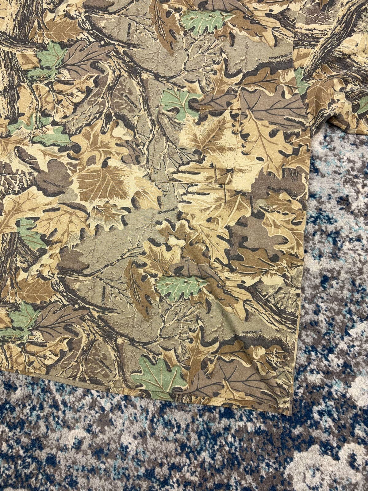 Vintage 90s Advantage Timber Camo Single Pocket Long Sleeve Hunting T-Shirt Size XL