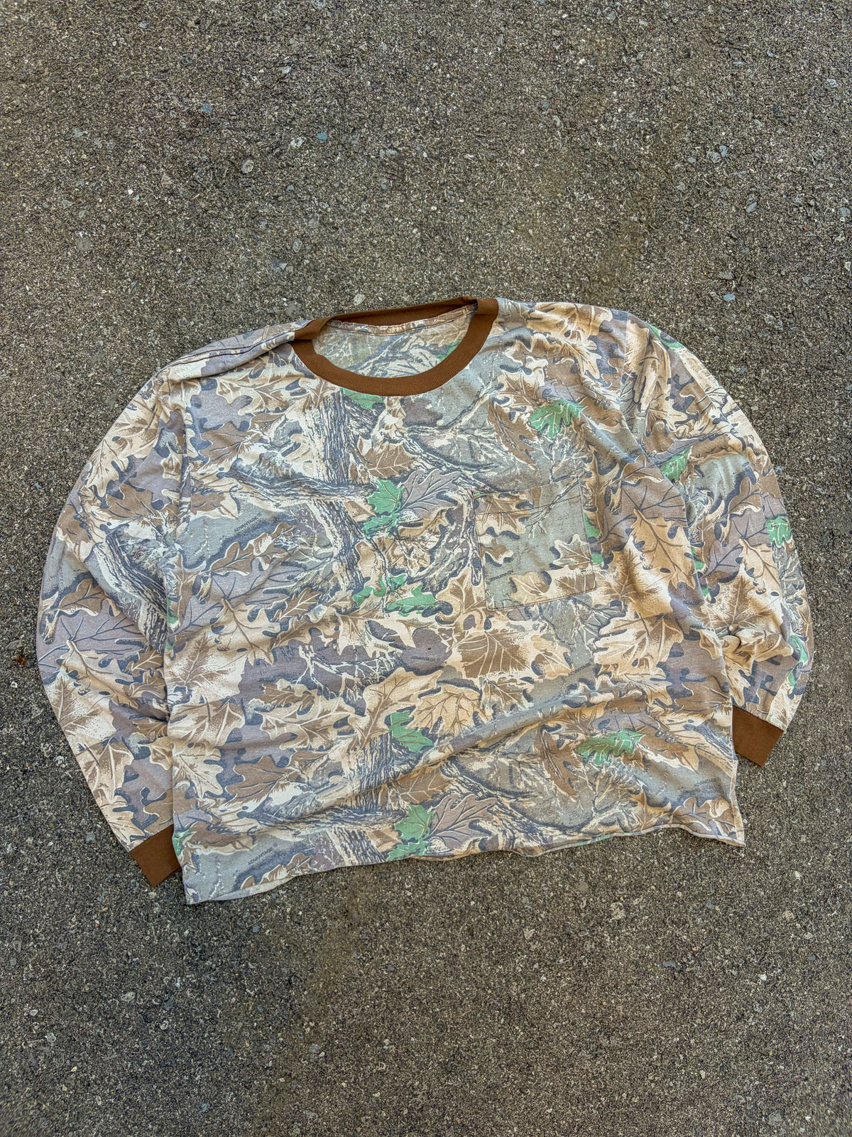 Vintage Advantage Timber Camo Single Pocket Long Sleeve Hunting T-Shirt Size Large