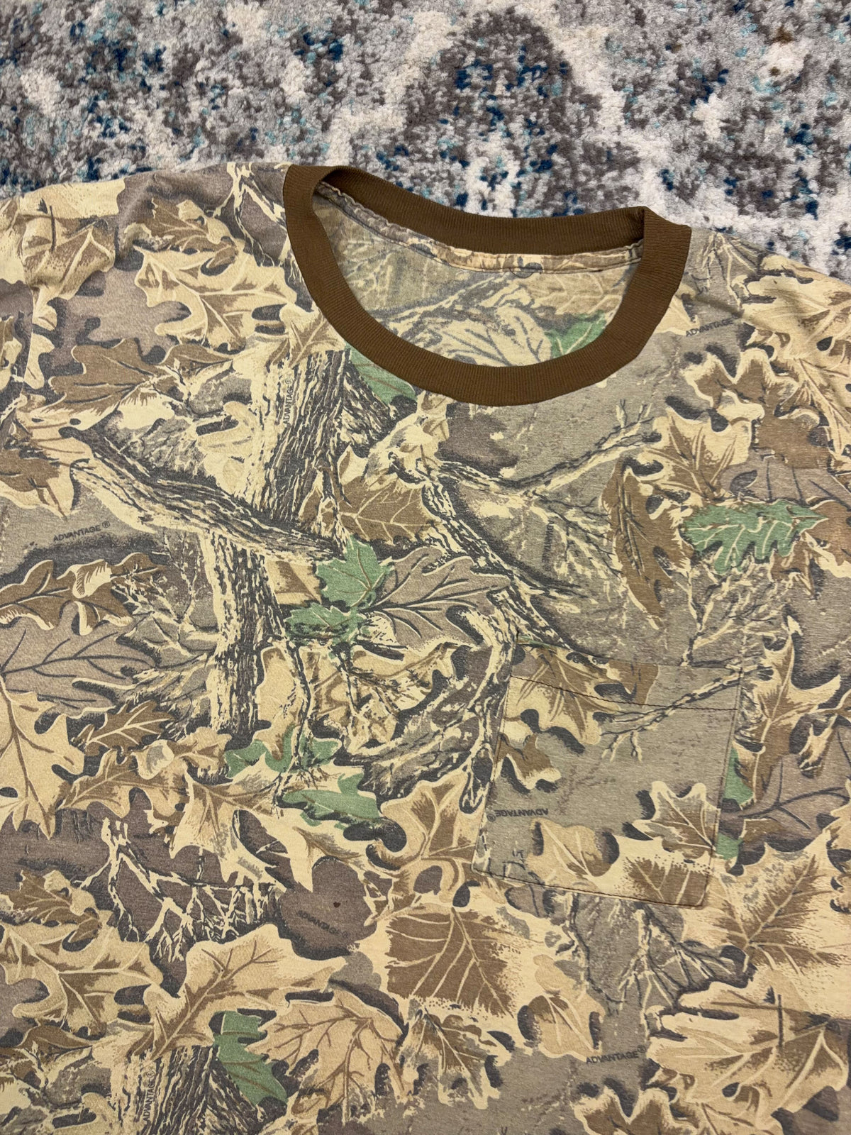 Vintage Advantage Timber Camo Single Pocket Long Sleeve Hunting T-Shirt Size Large