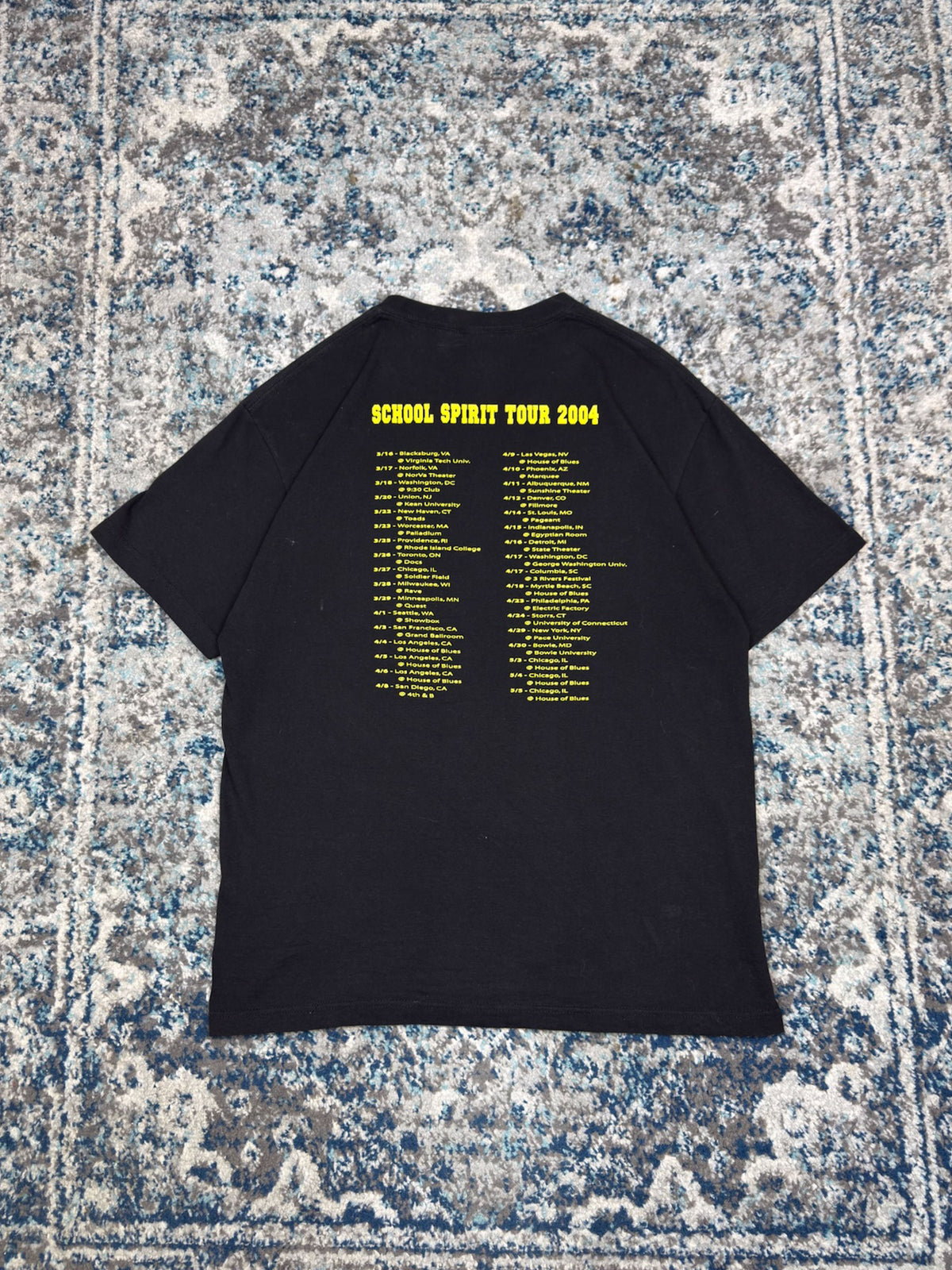 Vintage 2004 Kanye West School Spirit Tour Rap Music Graphic T-Shirt Size Large