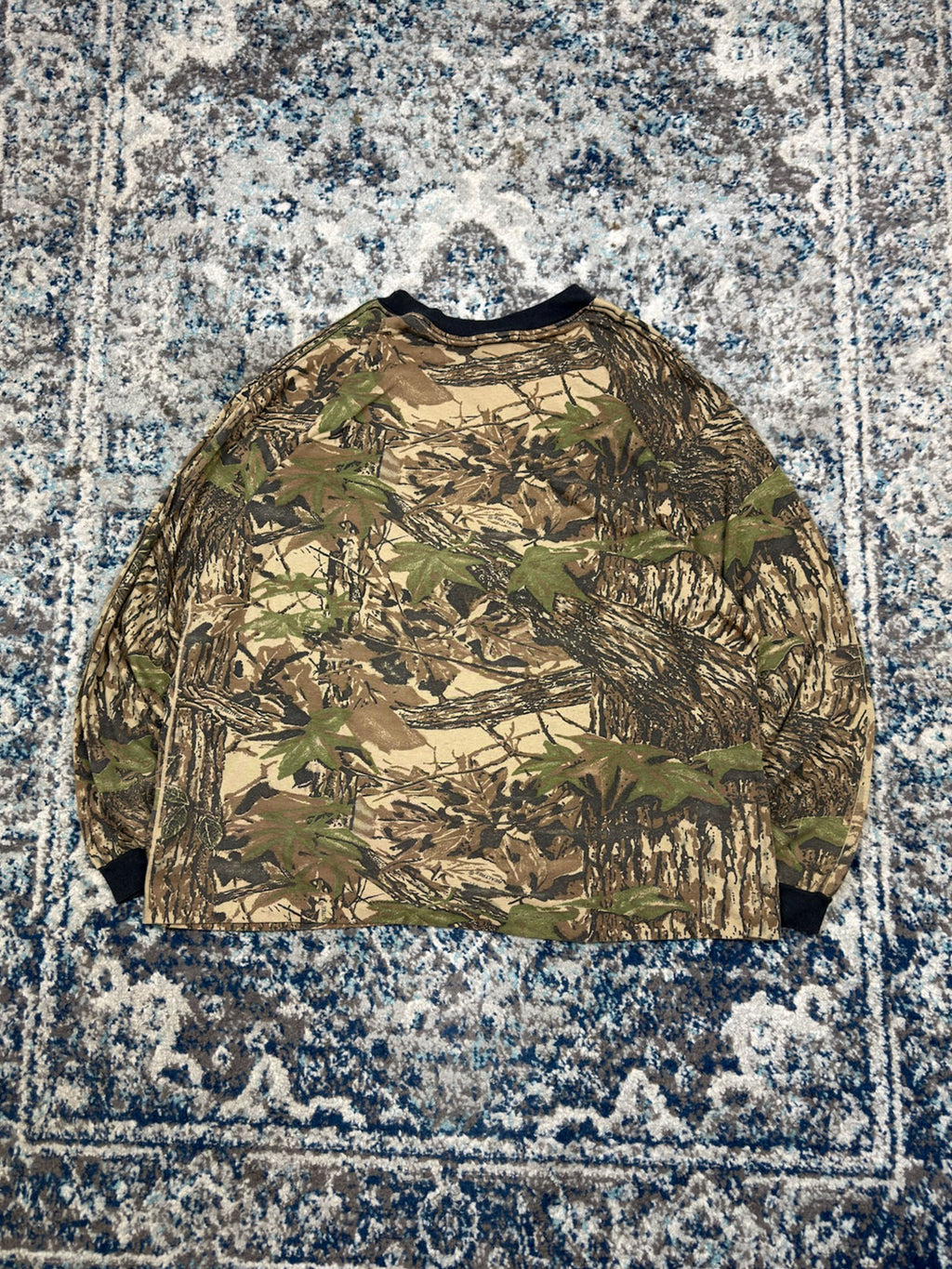 Vintage Realtree Timber Camo Single Pocket Long Sleeve Hunting T-Shirt Size XL