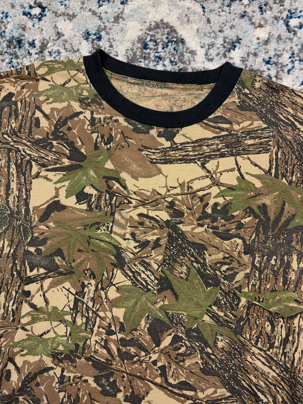 Vintage Realtree Timber Camo Single Pocket Long Sleeve Hunting T-Shirt Size XL