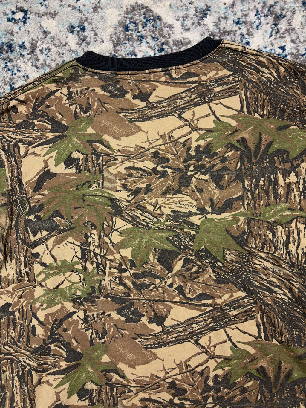 Vintage Realtree Timber Camo Single Pocket Long Sleeve Hunting T-Shirt Size XL