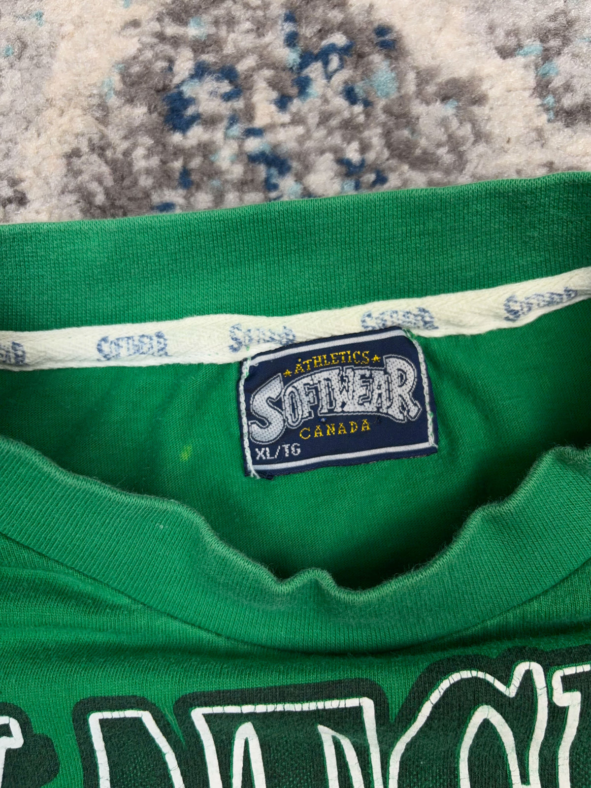 Vintage 1993 Saskatchewan Roughriders CFL Big Graphic Football T-Shirt Size XL