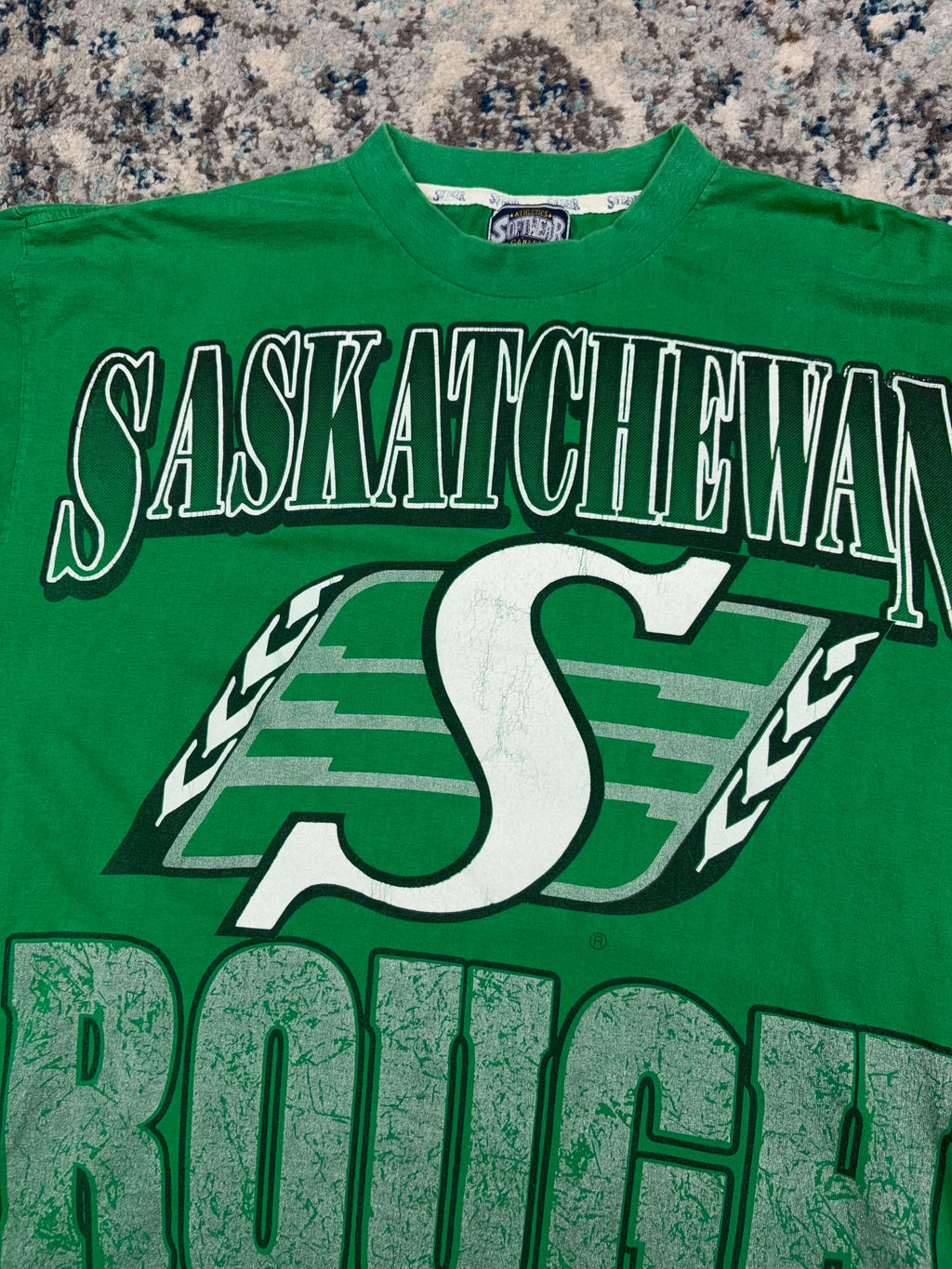 Vintage 1993 Saskatchewan Roughriders CFL Big Graphic Football T-Shirt Size XL