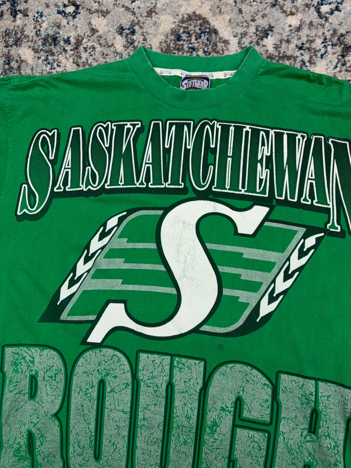 Vintage 1993 Saskatchewan Roughriders CFL Big Graphic Football T-Shirt Size XL