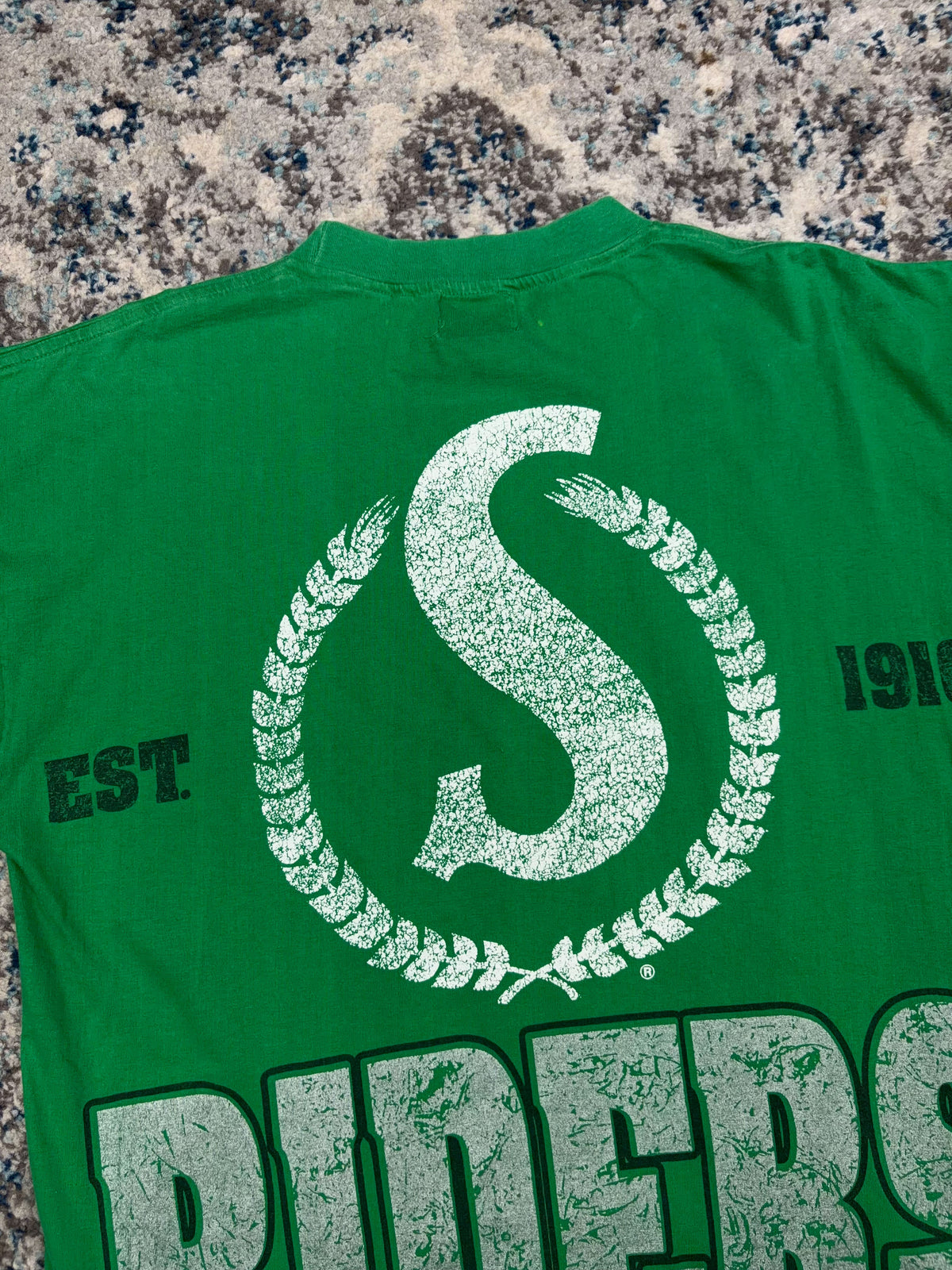 Vintage 1993 Saskatchewan Roughriders CFL Big Graphic Football T-Shirt Size XL