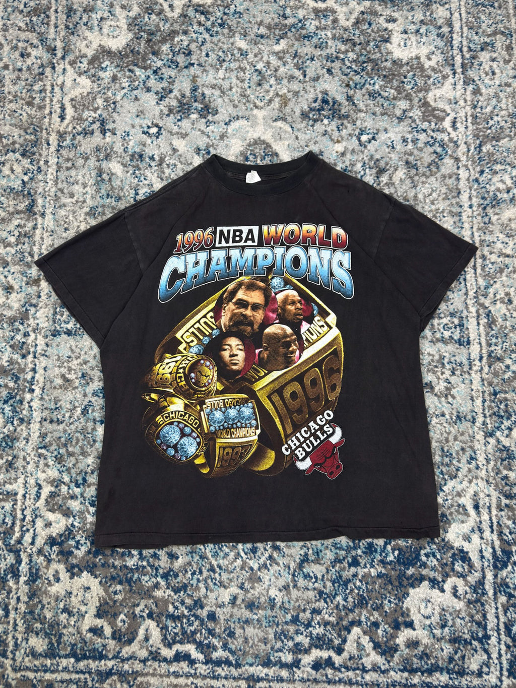 Vintage 1996 Chicago Bulls NBA Championship Ring Bootleg Graphic T-Shirt Size XL