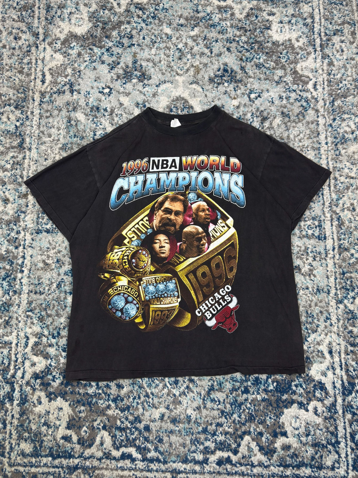 Vintage 1996 Chicago Bulls NBA Championship Ring Bootleg Graphic T-Shirt Size XL