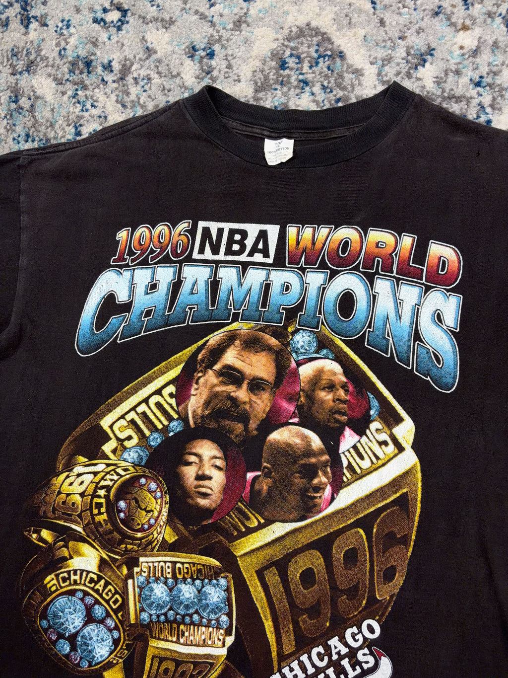Vintage 1996 Chicago Bulls NBA Championship Ring Bootleg Graphic T-Shirt Size XL