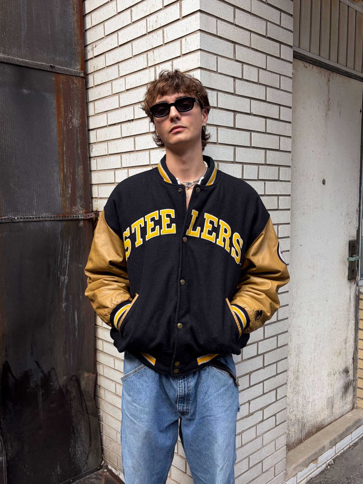 Vintage Pittsburgh Steelers NFL Embroidered Starter Spellout Bomber Jacket Size XL