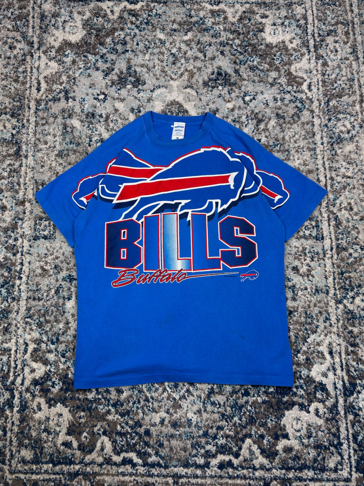 Vintage 1996 Buffalo Bills NFL Big Graphic Spellout Football  T-Shirt Size XL