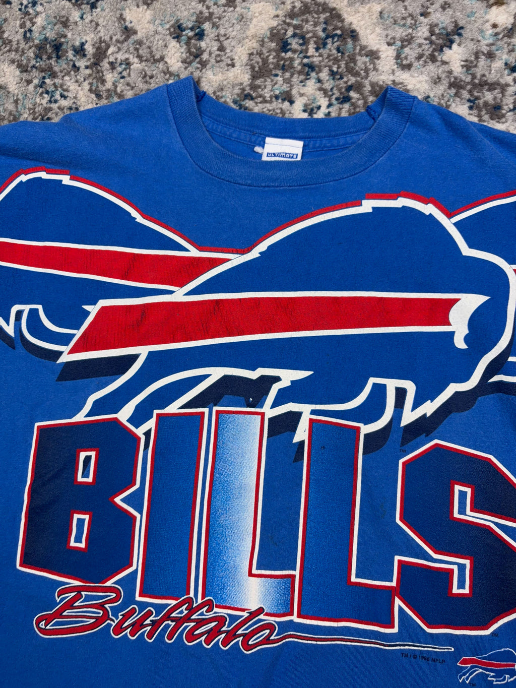 Vintage 1996 Buffalo Bills NFL Big Graphic Spellout Football  T-Shirt Size XL