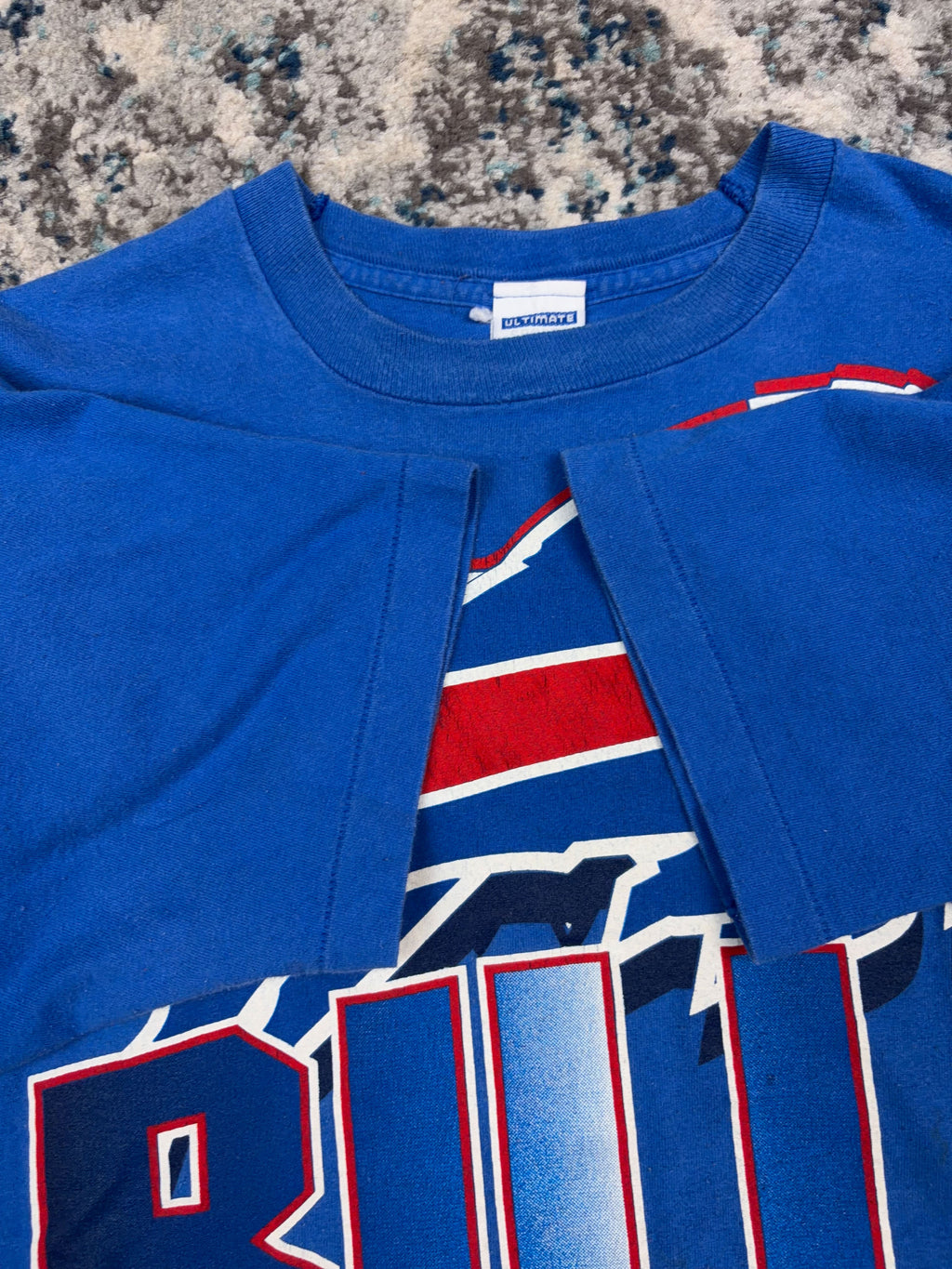 Vintage 1996 Buffalo Bills NFL Big Graphic Spellout Football  T-Shirt Size XL