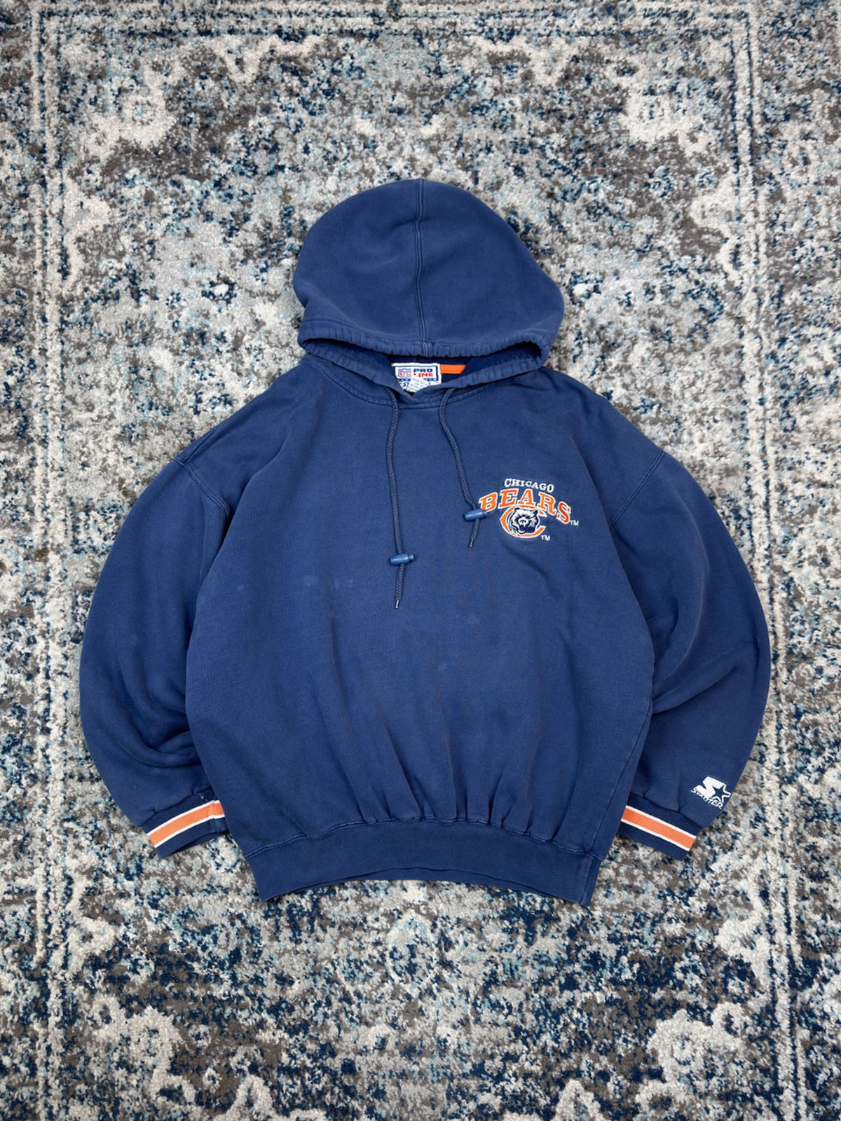 Vintage Chicago Bears NFL Embroidered Logo Spellout Hooded Starter Sweatshirt Size Medium
